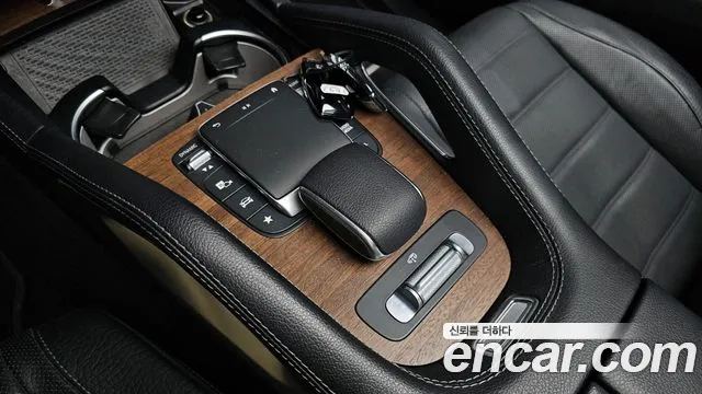 Mercedes-Benz GLS-Class 2021 — фото 19