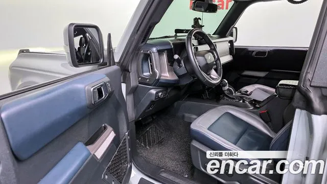 Ford Bronco 2022 — фото 13