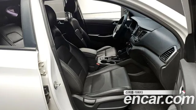 Hyundai Tucson 2016 — фото 10
