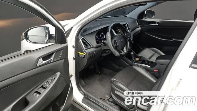 Hyundai Tucson 2016 — фото 12