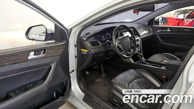 Hyundai Sonata 2015 — фото 10