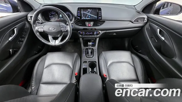 Hyundai i30 2019 — фото 10