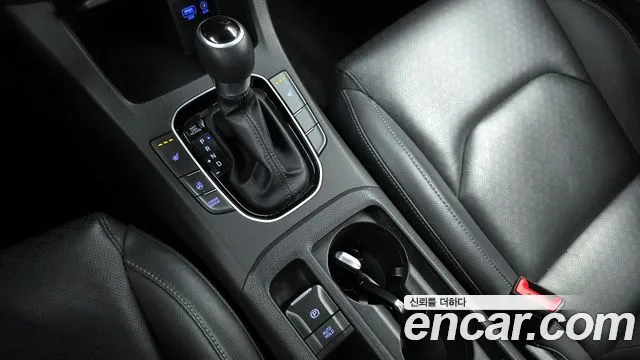 Hyundai i30 2019 — фото 12