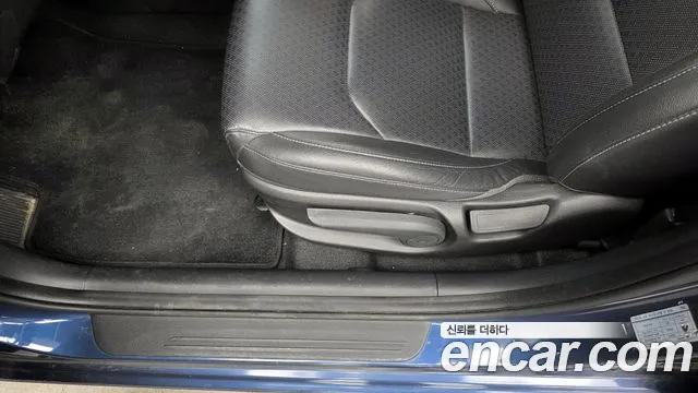 Hyundai i30 2019 — фото 16