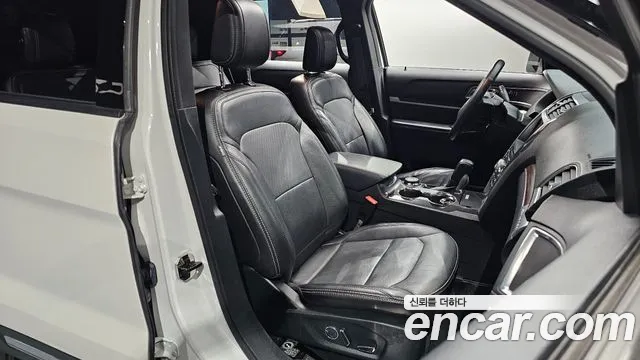 Ford Explorer 2018 — фото 11