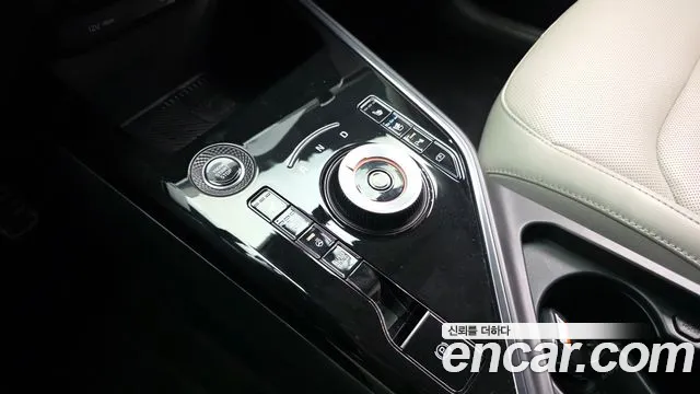 Kia Niro 2022 — фото 12