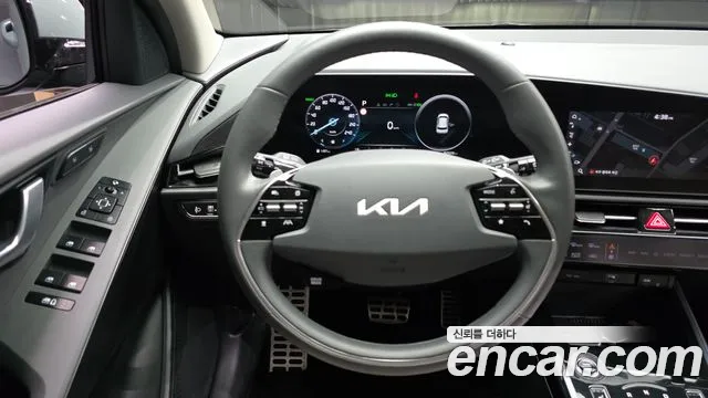 Kia Niro 2022 — фото 19