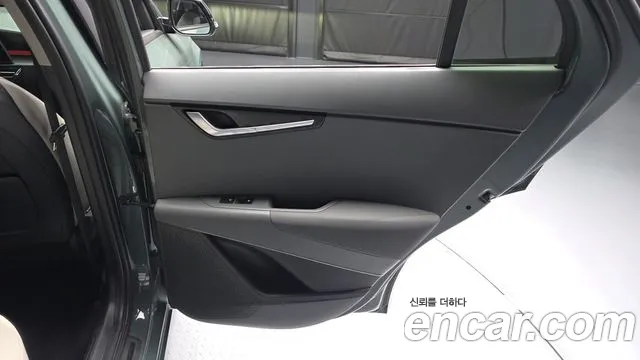 Kia Niro 2022 — фото 15