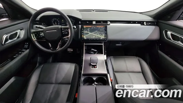 Land Rover Range Rover Velar 2026 — фото 9
