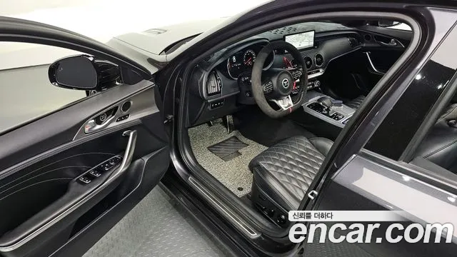 Kia Stinger 2022 — фото 11