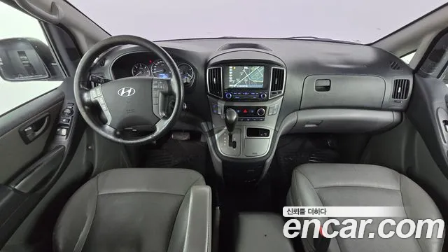 Hyundai Starex 2018 — фото 7