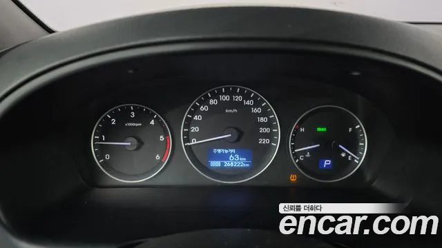 Hyundai Starex 2018 — фото 8