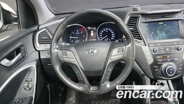 Hyundai Santafe 2016 — фото 18