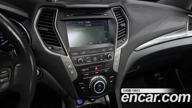 Hyundai Santafe 2016 — фото 19