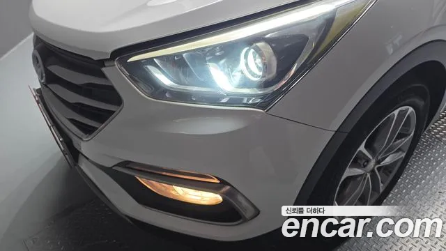 Hyundai Santafe 2016 — фото 8