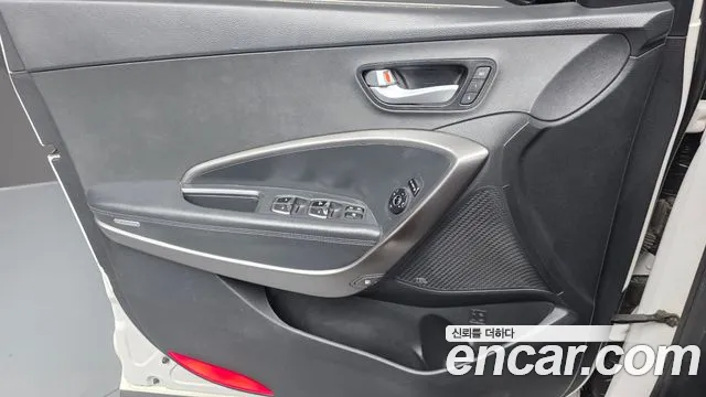 Hyundai Santafe 2016 — фото 14