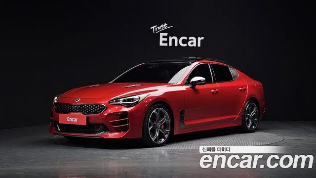 Kia Stinger 2018 — фото 1