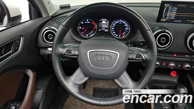 Audi A3 2015 — фото 13