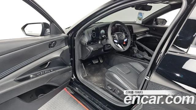 Hyundai AVANTE 2023 — фото 12