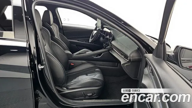 Hyundai AVANTE 2023 — фото 15