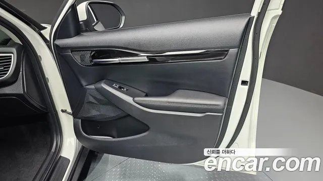 Kia Seltos 2022 — фото 15