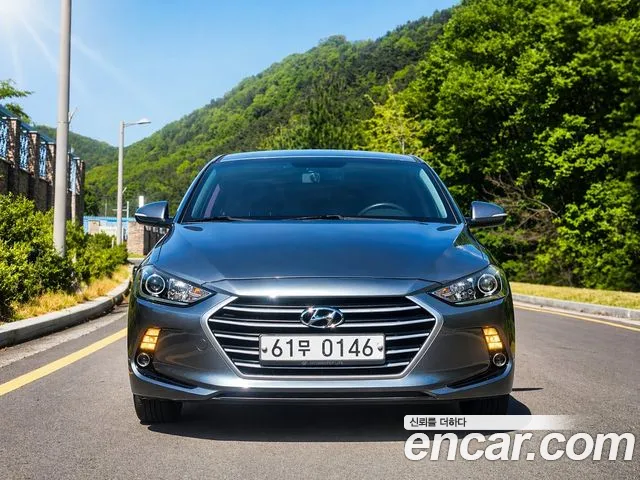 Hyundai AVANTE 2017 — фото 3