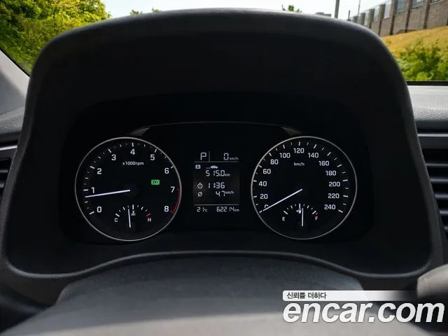 Hyundai AVANTE 2017 — фото 15