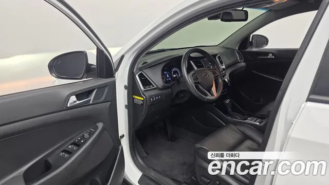 Hyundai Tucson 2018 — фото 10