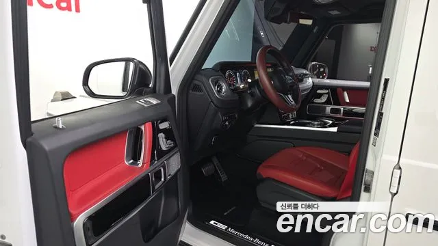 Mercedes-Benz G-Class 2023 — фото 10