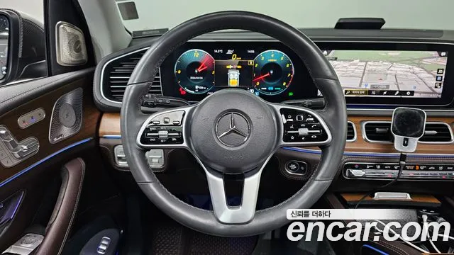 Mercedes-Benz GLE-Class 2020 — фото 18