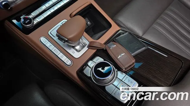 Genesis G90 2019 — фото 12