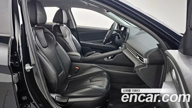 Hyundai AVANTE 2022 — фото 17