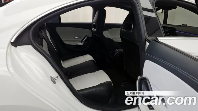 Mercedes-Benz CLA-Class 2020 — фото 18