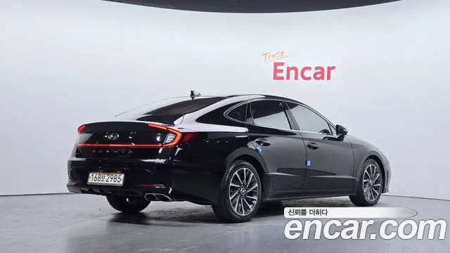 Hyundai Sonata 2020 — фото 1