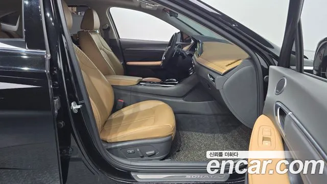 Hyundai Sonata 2020 — фото 15