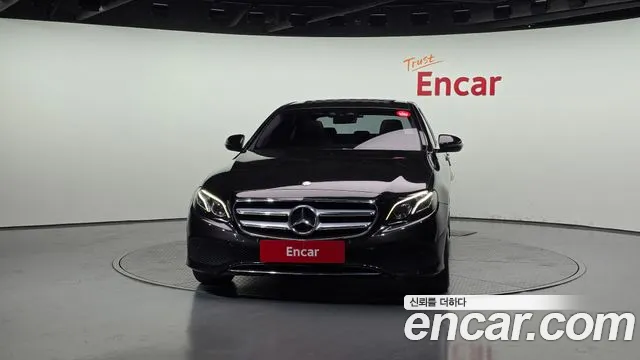 Mercedes-Benz E-Class 2017 — фото 3