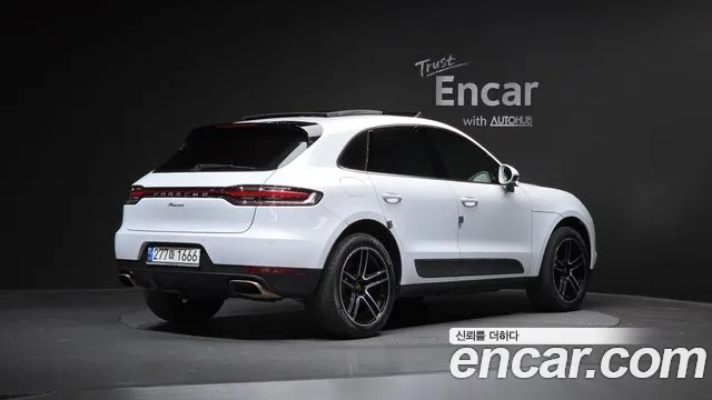 Porsche Macan 2021 — фото 2