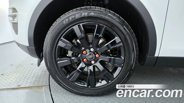 Land Rover Discovery Sport 2015 — фото 5