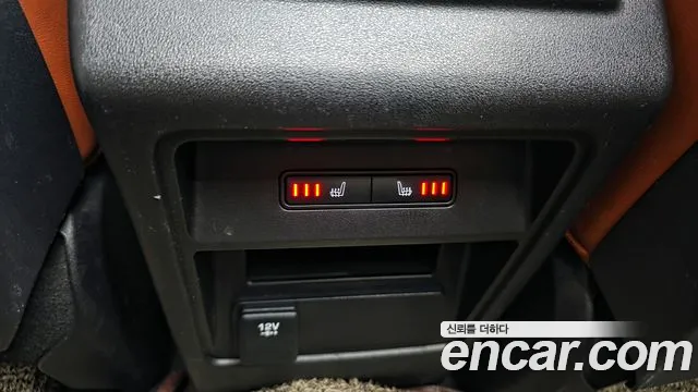 Land Rover Discovery Sport 2015 — фото 17