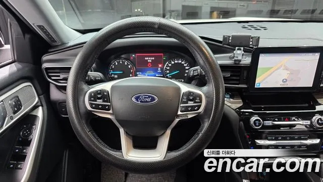 Ford Explorer 2021 — фото 18