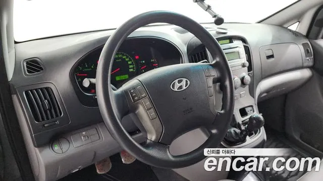Hyundai Starex 2014 — фото 13