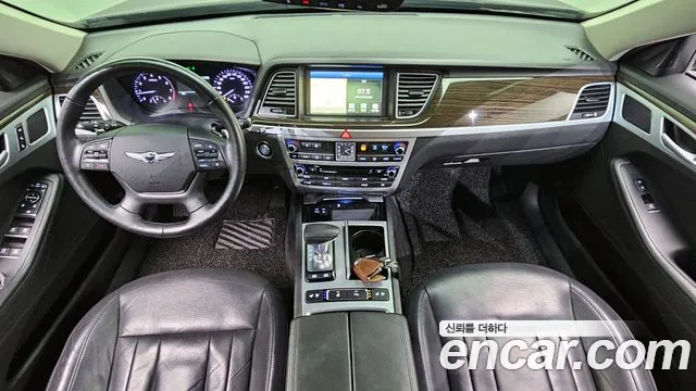 Genesis G80 2017 — фото 10
