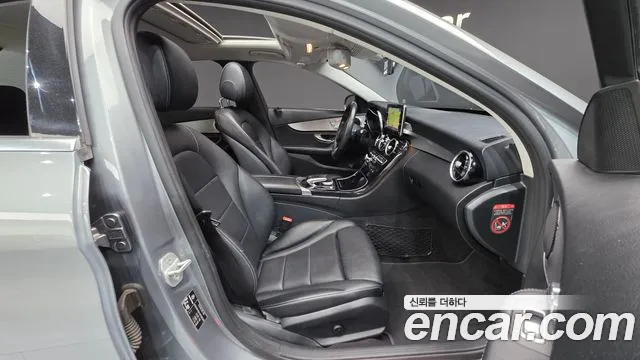 Mercedes-Benz C-Class 2016 — фото 10