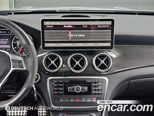 Mercedes-Benz GLA-Class 2015 — фото 14