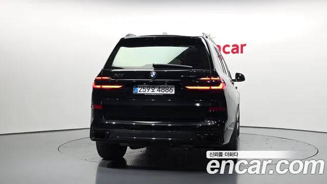 BMW X7 2025 — фото 4