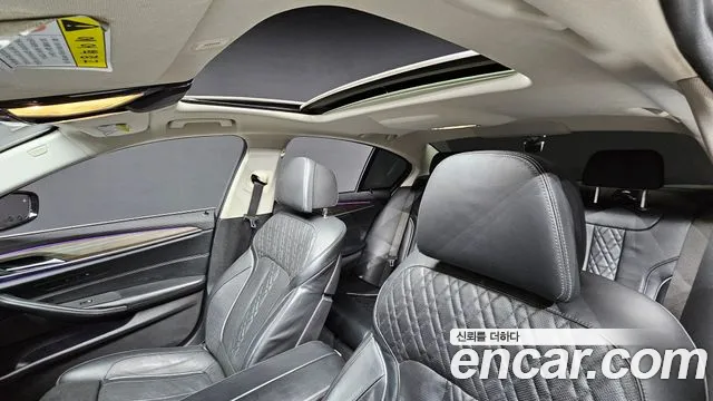 BMW 5-Series 2019 — фото 18