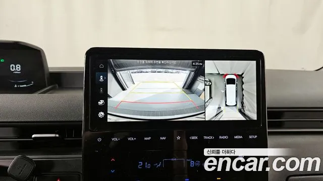 Hyundai Staria 2022 — фото 15