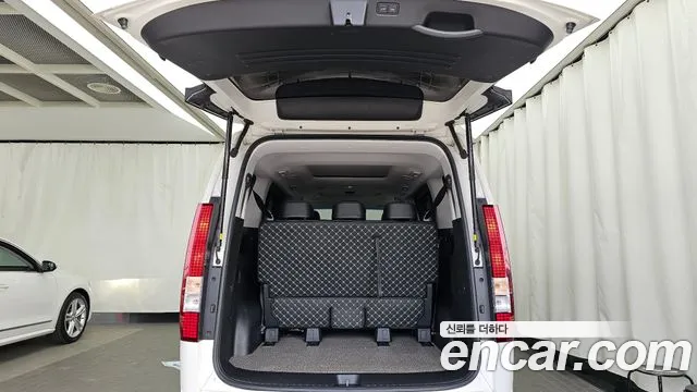 Hyundai Staria 2022 — фото 20