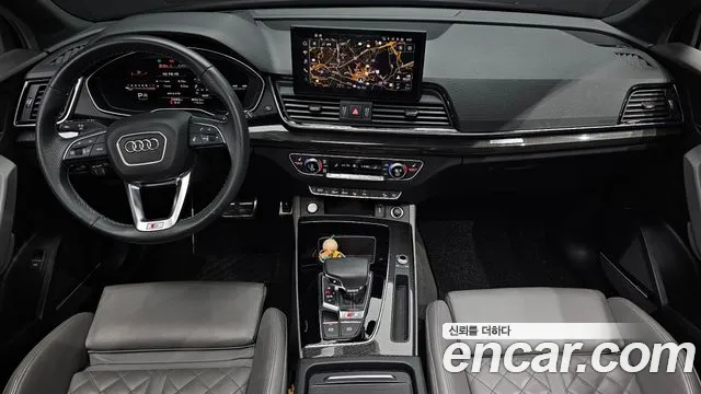 Audi SQ5 2021 — фото 10