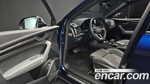 Audi SQ5 2021 — фото 17